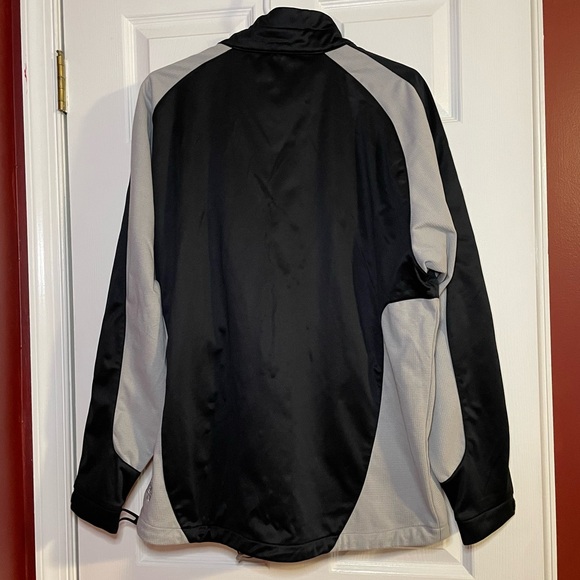 Men’s Windbreaker - Picture 2 of 6